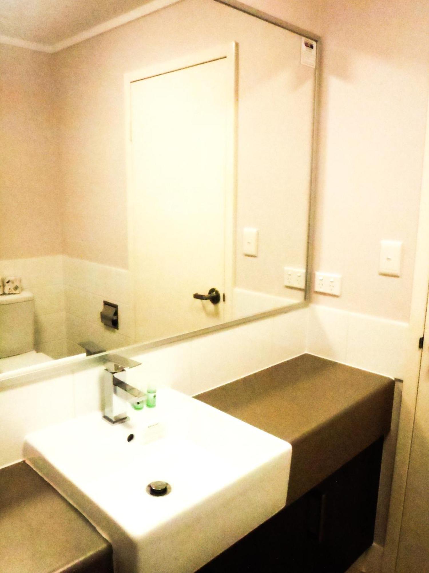 สปินิเฟกซ์โฮเต็ล Motel เดอร์บี ห้อง รูปภาพ